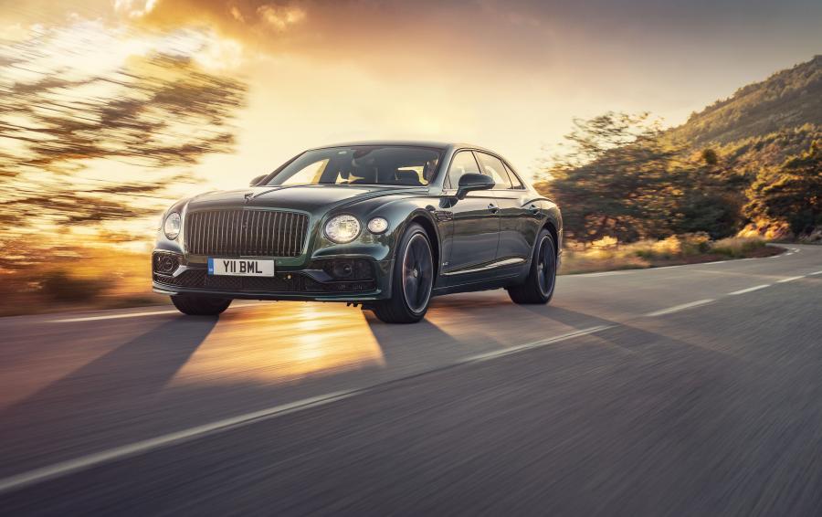  Bentley Flying Spur Blackline 2019 года  (WW) (фото 12 из 40)